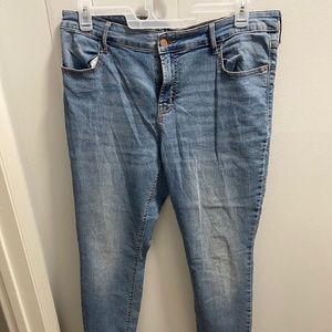 Old Navy | Rockstar | Super Skinny | Mid Rise | Size 16 | Blue Denim Jeans